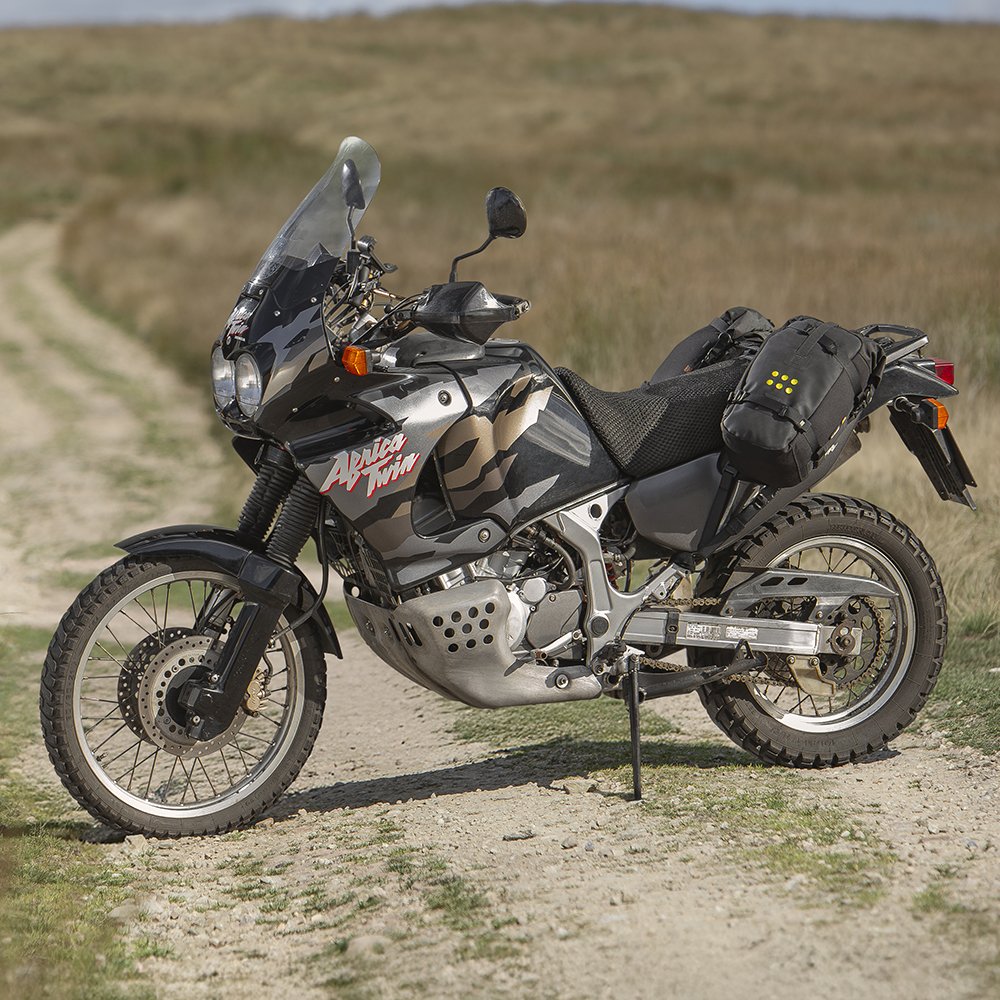 Kriega OS-Base für Adventure Bikes